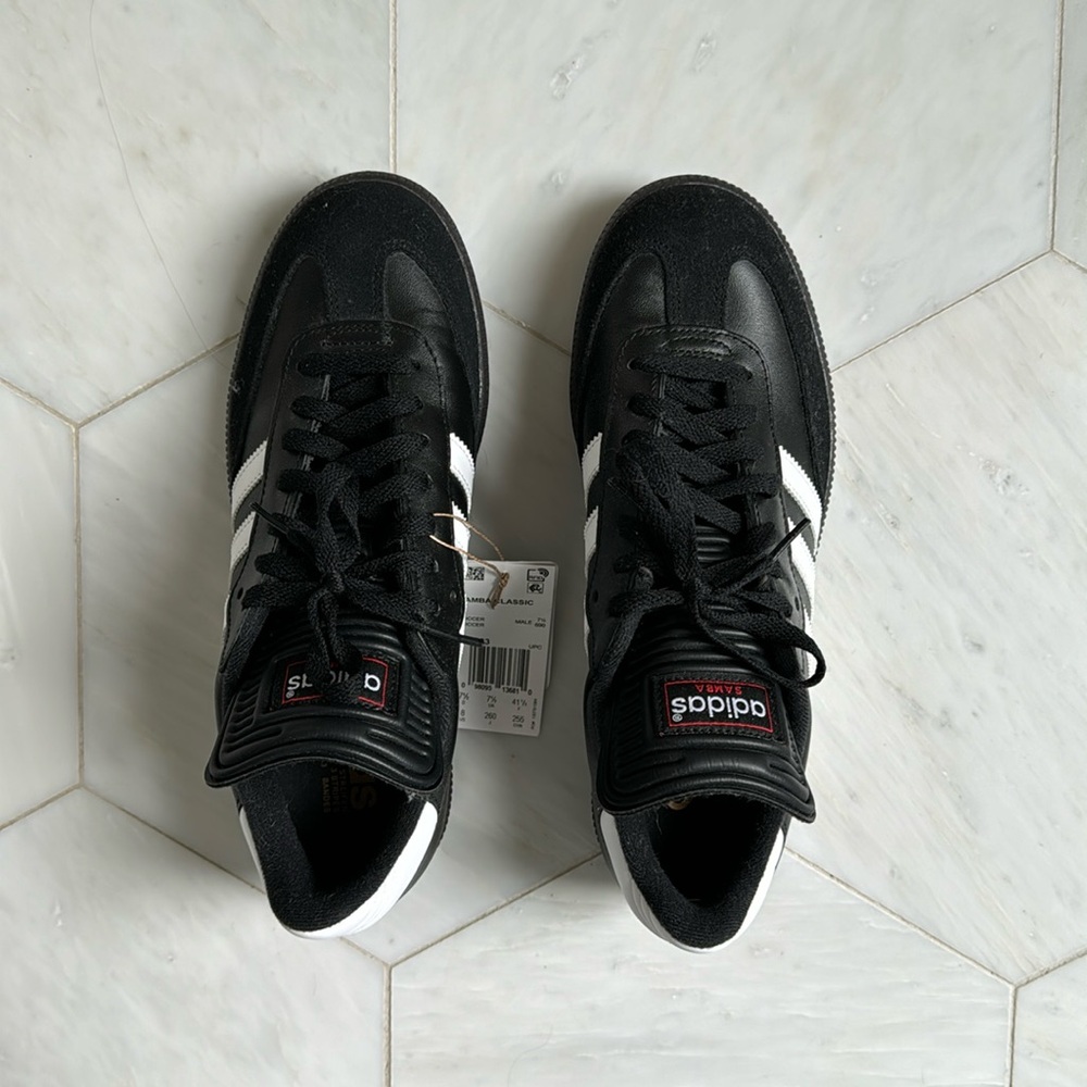 Classic Samba Adidas NWT